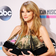 Illustration for article titled This week we’re barely putting up with the American Music Awards